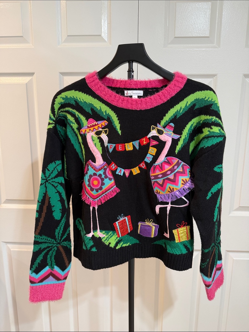 Holiday-Ugly Sweater-Feliz Navidad Flamingos-Embroidered-Sz L